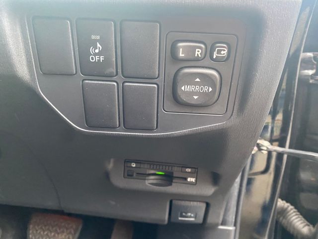 Toyota PRIUS 2015-03 196017-6