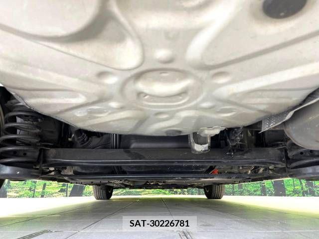 Toyota PRIUS 2015-08 377777-19
