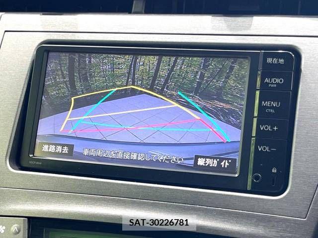 Toyota PRIUS 2015-08 377777-3