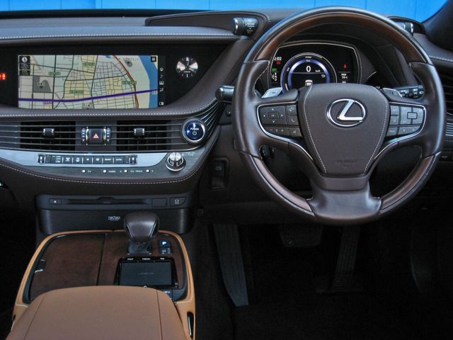 Lexus LS 2017-10 2909-10