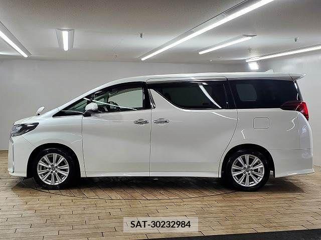 Toyota ALPHARD 2018-07 388997-14