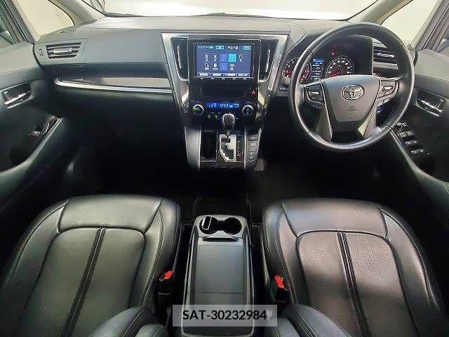 Toyota ALPHARD 2018-07 388997-1