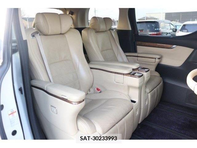 Toyota ALPHARD 2017-01 212228-13
