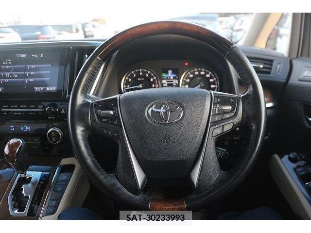 Toyota ALPHARD 2017-01 212228-15