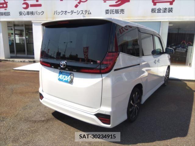 Toyota NOAH 2023-03 365087-2