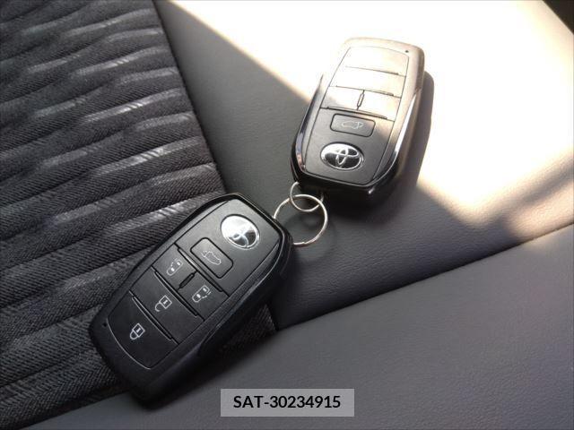 Toyota NOAH 2023-03 365087-13