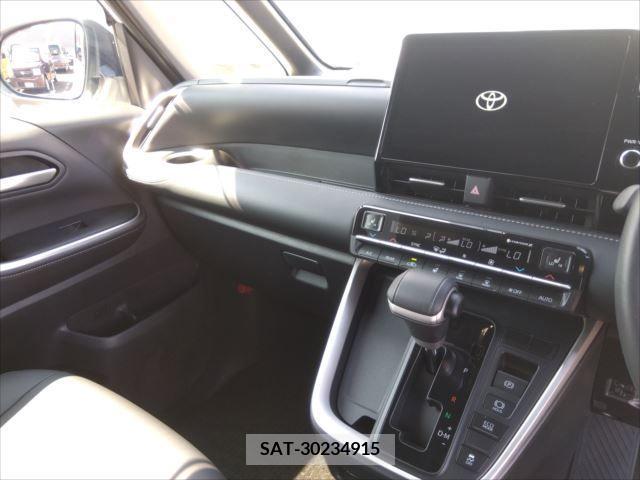 Toyota NOAH 2023-03 365087-6