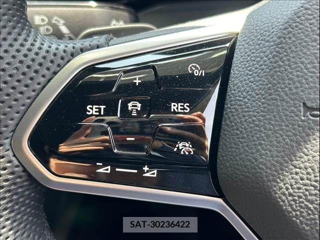 VolksWagen GOLF 2022-07 289522-8