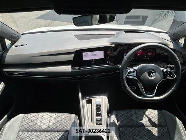 VolksWagen GOLF 2022-07 289522-1