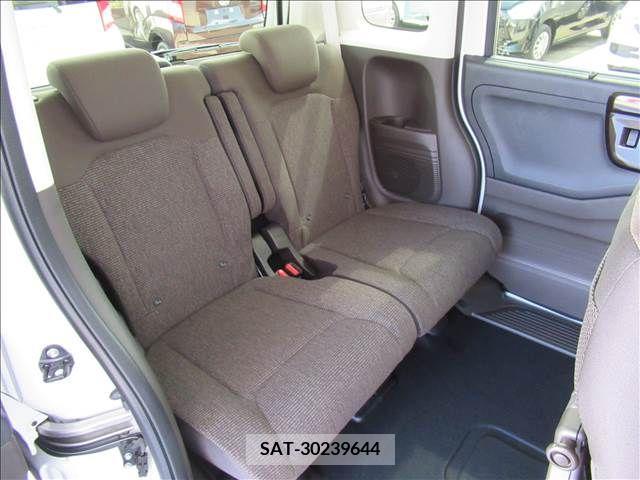 Honda N BOX 2023-03 307435-14