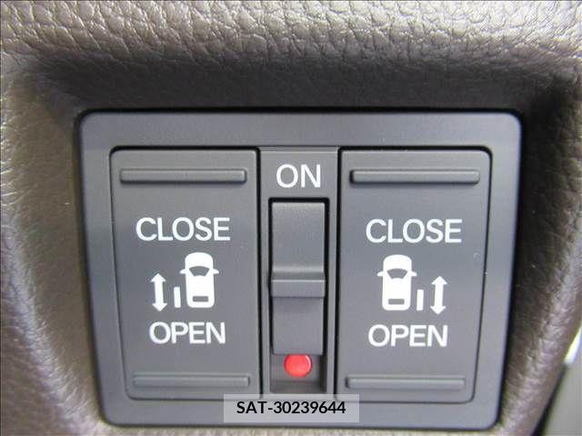 Honda N BOX 2023-03 307435-10