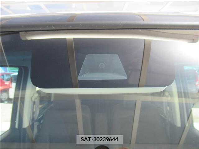 Honda N BOX 2023-03 307435-8