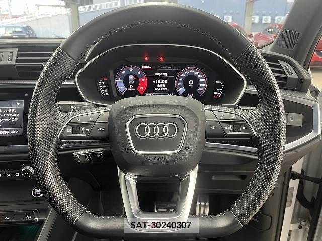Audi Q3 2020-11 238068-7