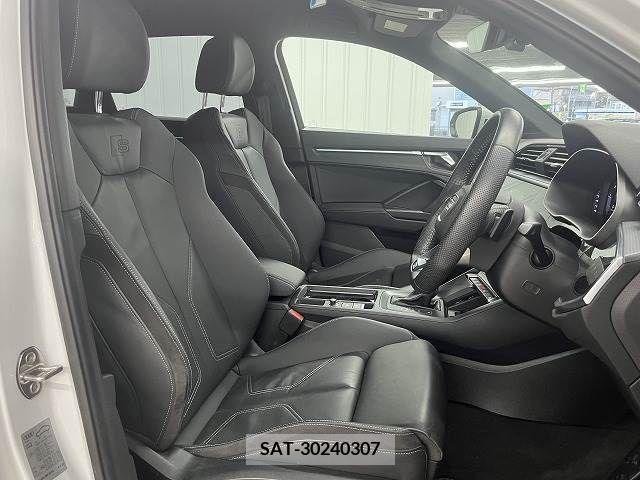Audi Q3 2020-11 238068-4
