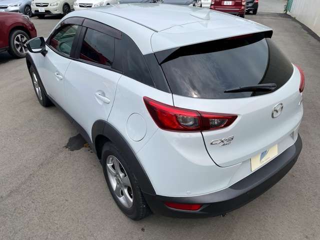 Mazda CX-3 2018-04 18674-12