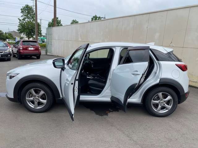 Mazda CX-3 2018-04 18674-7