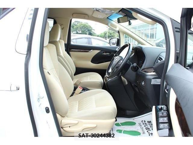 Toyota ALPHARD 2018-09 299444-12