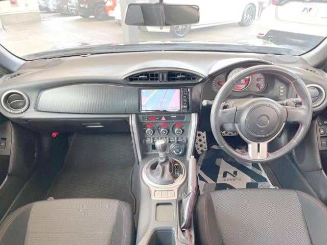Toyota 86 2014-03 190215-1