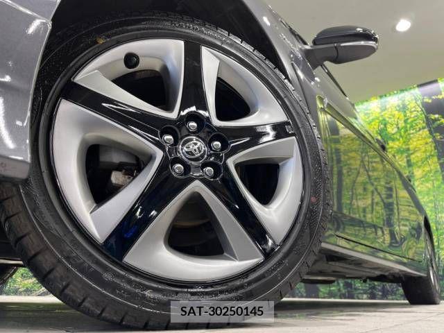 Toyota PRIUS 2019-07 377115-13