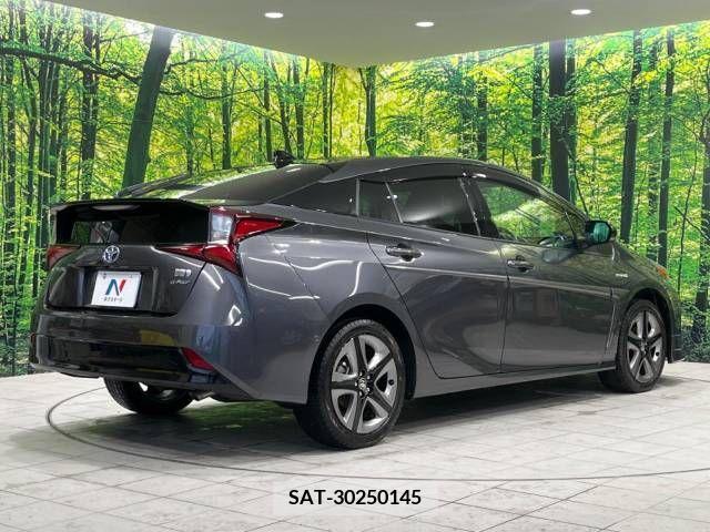 Toyota PRIUS 2019-07 377115-17