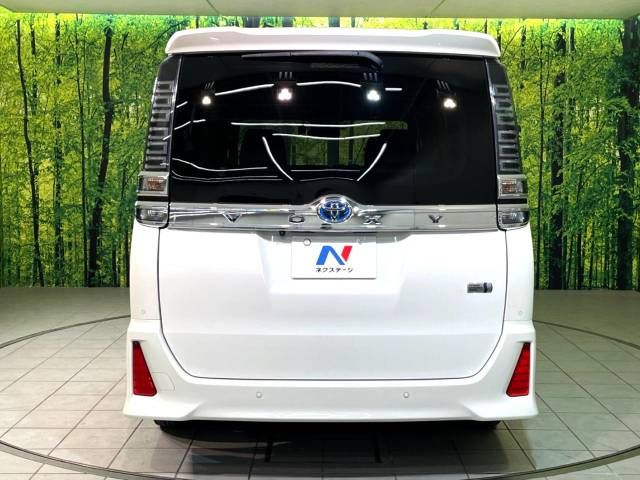 Toyota VOXY HYBRID 2019-02 193290-15
