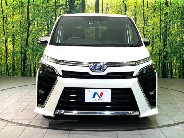 Toyota VOXY HYBRID 2019-02 193290-14