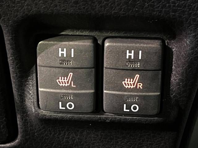 Toyota VOXY HYBRID 2019-02 193290-6