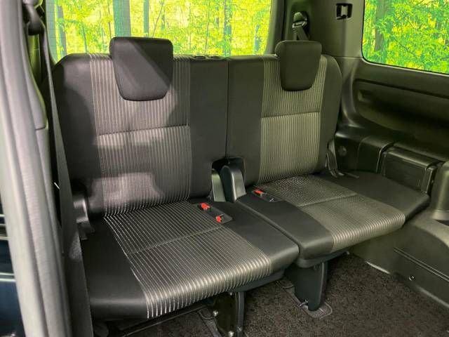 Toyota VOXY 2018-02 25132-10