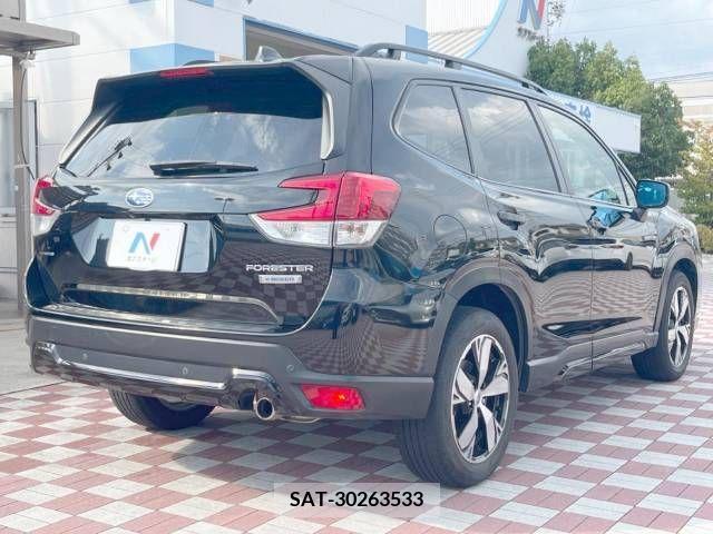 Subaru FORESTER 2018-09 396626-17