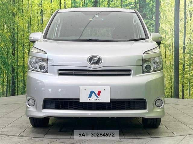 Toyota VOXY 2009-10 321324-15