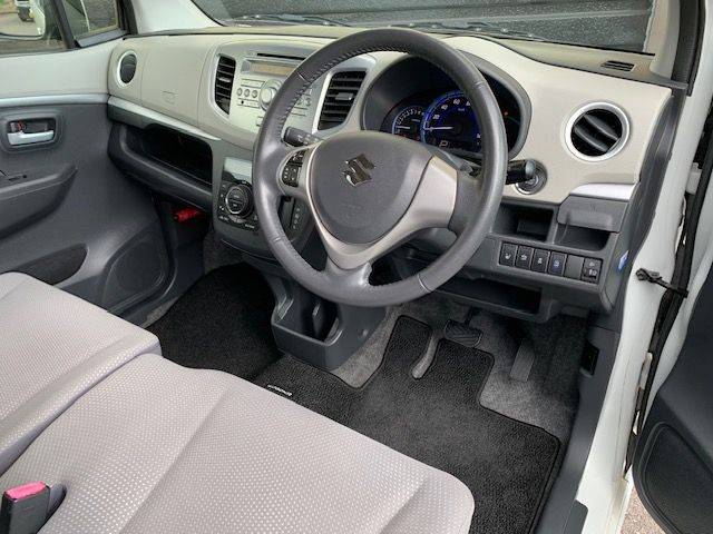 Suzuki WAGON R 2014-08 24597-10
