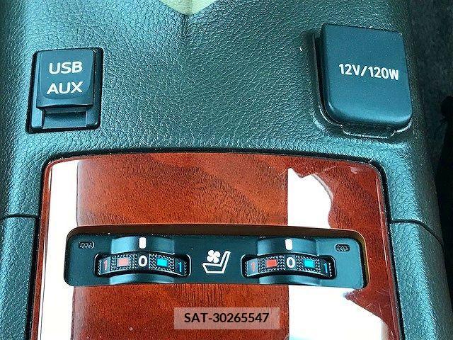 Lexus HS 2011-11 299785-16