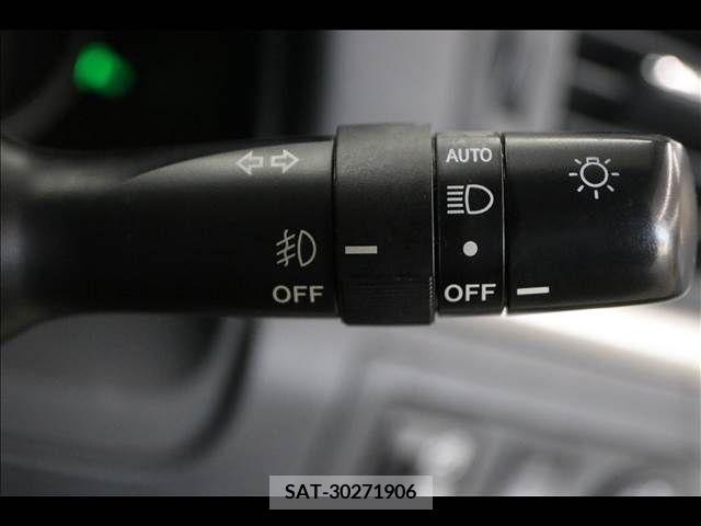 Lexus CT 2011-12 322667-8
