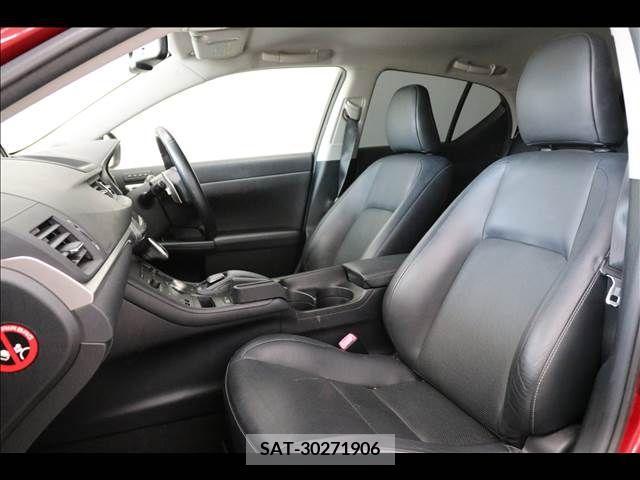 Lexus CT 2011-12 322667-15