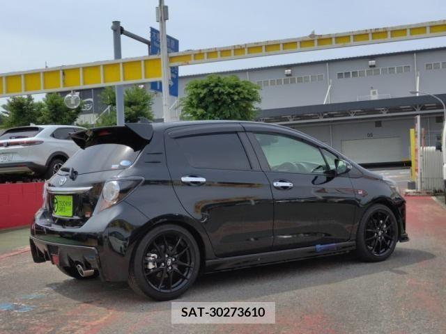 Toyota VITZ 2019-09 288588-10