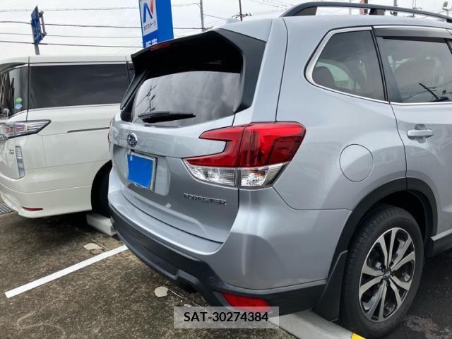 Subaru FORESTER 2018-10 390976-4