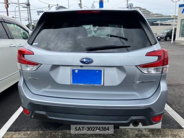 Subaru FORESTER 2018-10 390976-3