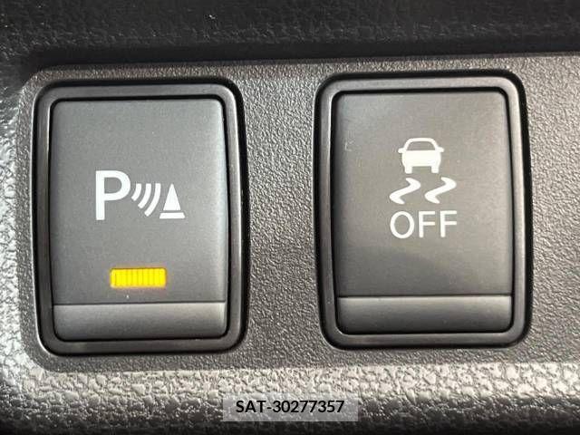Nissan NOTE 2019-06 344861-4