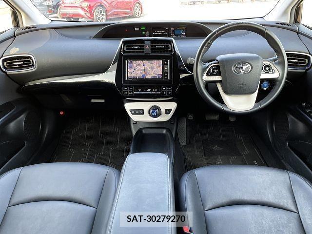 Toyota PRIUS 2016-04 214924-1