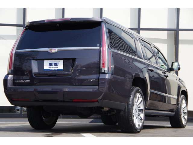 Cadillac ESCALADE 2015-12 23626-1