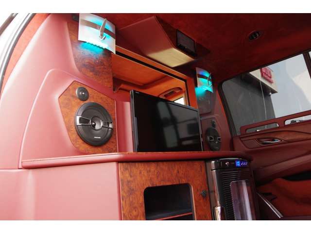 Cadillac ESCALADE 2015-12 23626-4