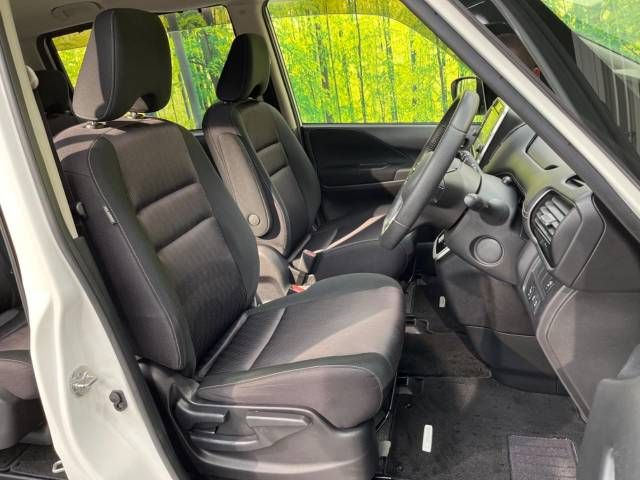 Nissan SERENA 2018-10 192666-8
