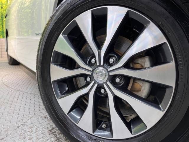 Nissan SERENA 2018-10 192666-14