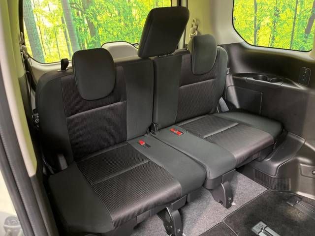 Nissan SERENA 2018-10 192666-10