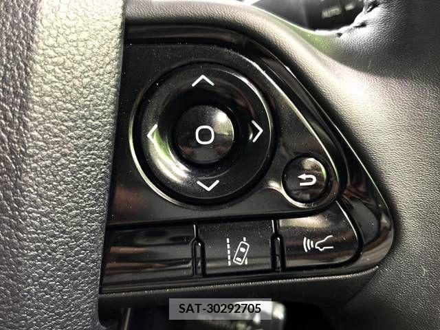 Toyota PRIUS 2020-12 281995-4