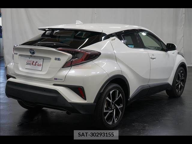 Toyota C-HR 2017-02 253914-8