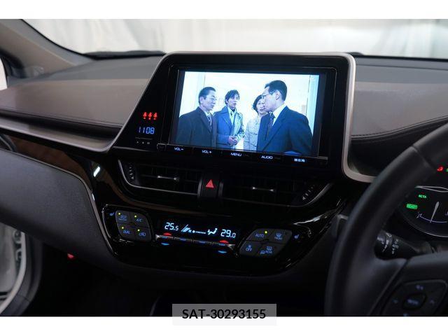 Toyota C-HR 2017-02 253914-23