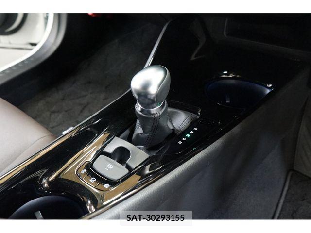 Toyota C-HR 2017-02 253914-24