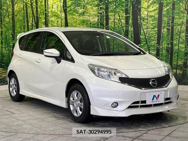 Nissan NOTE 2015-02 280069-15