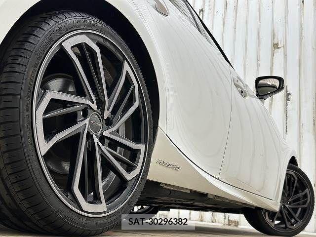 Lexus IS 2017-04 237878-18